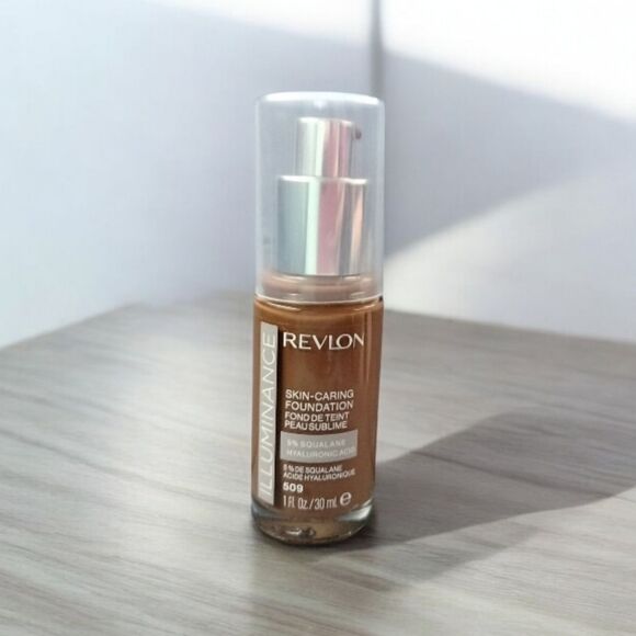 Revlon Illuminance Skin Caring Foundation 509 Sandlewood  Makeup Medium Coverage - Picture 2 of 14